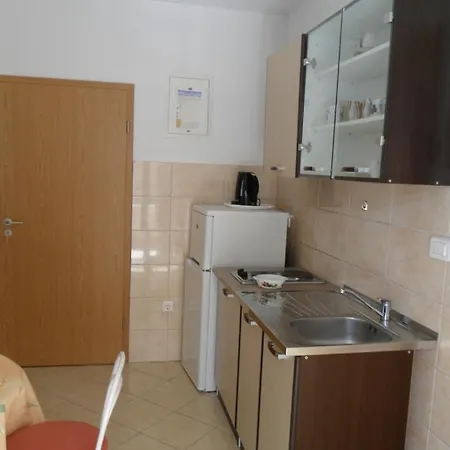 Apartment In Okrug Gornji With Seaview, Balcony, Air Condition, Wifi Trogir