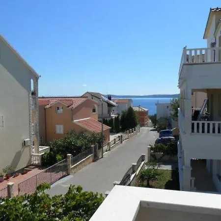 In Okrug Gornji With Seaview, Balcony, Air Condition, Wifi