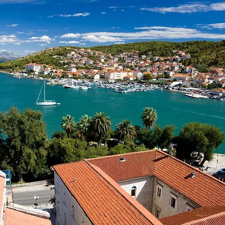 In Okrug Gornji With Seaview, Balcony, Air Condition, Wifi * Trogir